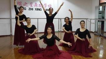 独舞成人超简单视频,轻松入门舞蹈教程视频解析